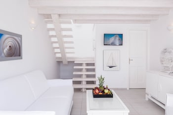 Suite, Sea View