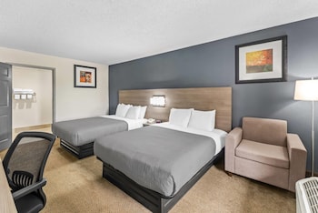 Room, 2 Queen Beds, Accessible, Smoking