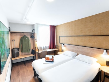 Standard Suite, 2 Double Beds, Connecting Rooms
