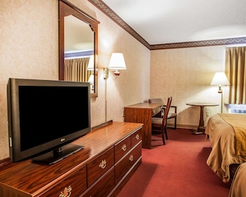 Standard Room, 2 Queen Beds, Non Smoking