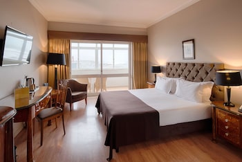 Superior Room, 1 Queen Bed, Balcony, Sea View