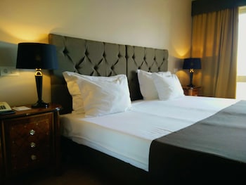 Superior Room, 1 Queen Bed, Balcony, Sea View