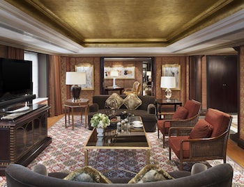 Presidential Suite, 1 King Bed, City View