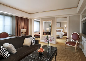 Suite, 1 Bedroom, City View