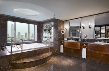 Presidential Suite, 1 King Bed, City View