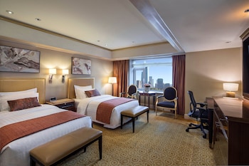 Executive Room, 2 Twin Beds, City View