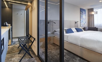 Executive Double Room, Pool Access