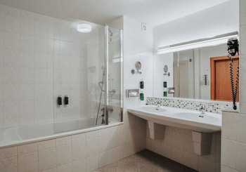 Family Suite, Pool Access