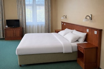 Deluxe Studio Suite