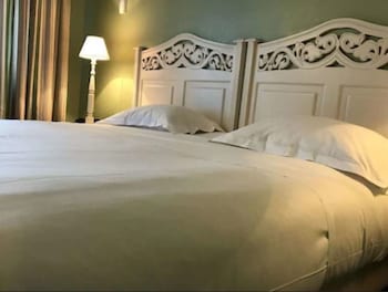 Double Room, Garden View (with SPA access - Sauna and Jacuzzi)