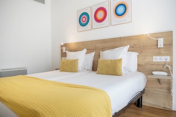 Standard Double room, garden level