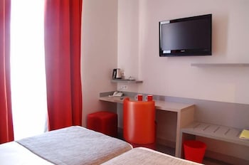 Double room, patio side