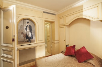 Classic Single Room