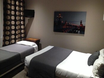 Triple Room (Klesia)