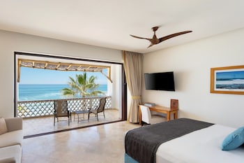 Design Room, 1 King Bed with Sofa bed, Oceanfront