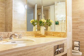 Premium Suite, Garden View (Junior)