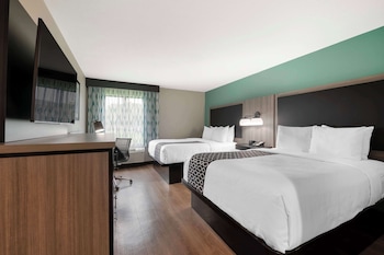 Standard Room, 2 Queen Beds, Non Smoking (Pet Friendly)