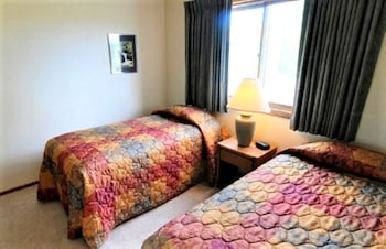 Condo, 2 Bedrooms