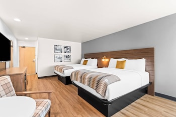 Standard Room, 2 Queen Beds, Non Smoking