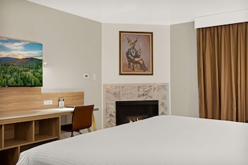 Standard Room, 1 King Bed, Non Smoking, Balcony