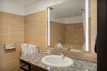 Standard Room, Multiple Beds, Non Smoking, Jetted Tub (Larger Room)
