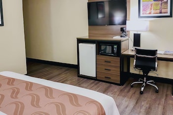 Standard Room, 1 King Bed, Smoking