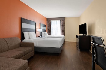 Deluxe Room, 2 Queen Beds, Non Smoking