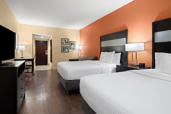 Deluxe Room, 2 Queen Beds, Non Smoking