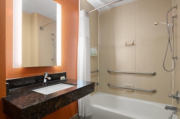 Room, 2 Queen Beds, Accessible, Non Smoking (Mobility Accessible)