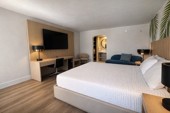 Deluxe Room, 1 King Bed, Non Smoking