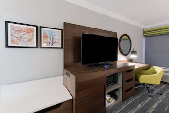 One king bed non smoking