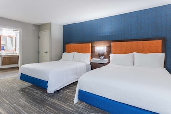 Room, 2 Queen Beds, Accessible, Non Smoking