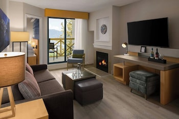 Suite, 1 Bedroom, Balcony (Balcony)