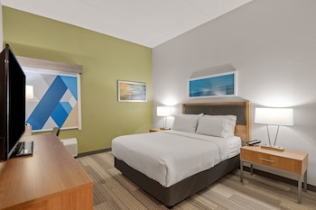 Standard Room, 1 Queen Bed, Accessible Bathtub (Accessible Tub)