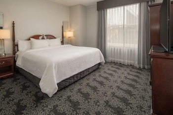 2 Bedroom 2 Bath King Suite