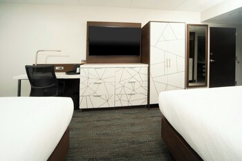 Room, 2 Queen Beds