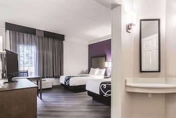 Room, 2 Double Beds, Accessible, Non Smoking (Bathtub w/ Grab Bars)