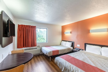 Standard Room, 2 Double Beds, Non Smoking
