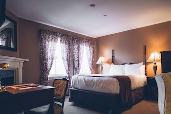 Traditional Room, 1 Queen Bed