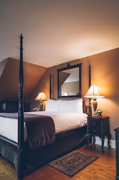 Traditional Room, 1 Queen Bed