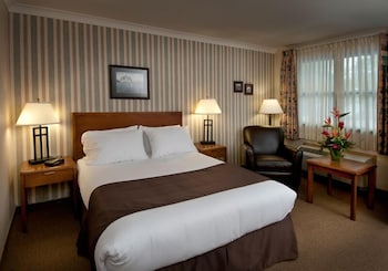 Select Queen Room