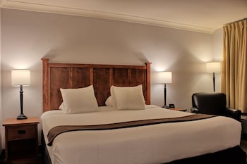 Select Plus King Room