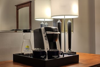 Select Queen Room