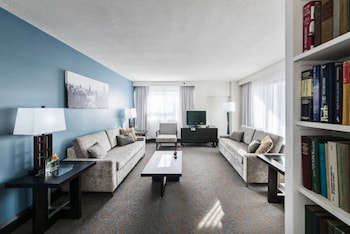 Executive Suite, 1 King Bed with Sofa bed