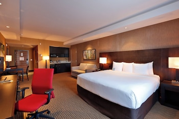 Deluxe Room, 1 King Bed with Sofa bed