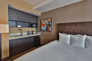 Deluxe Room, Multiple Beds