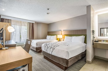Standard Room, 2 Queen Beds, Non Smoking