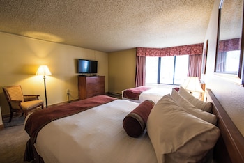 Suite, Multiple Beds (Whetstone, 2 Queen)