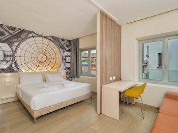 Junior Suite, 1 King Bed, Non Smoking