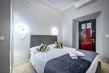 Economy Double Room, 1 Queen Bed